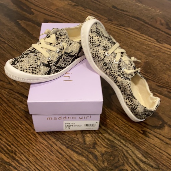 Madden Girl Shoes - *NWT*. Madden Girl 7.5